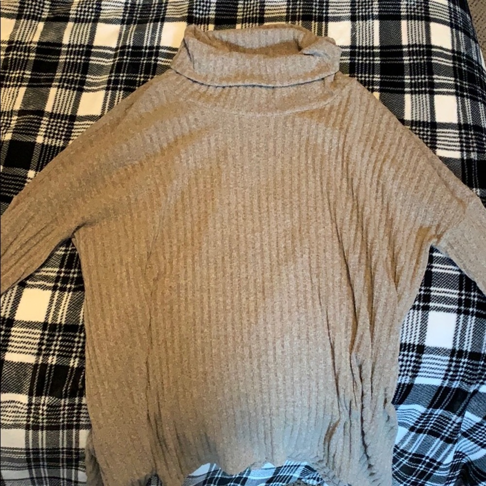 Turtle neck sweater